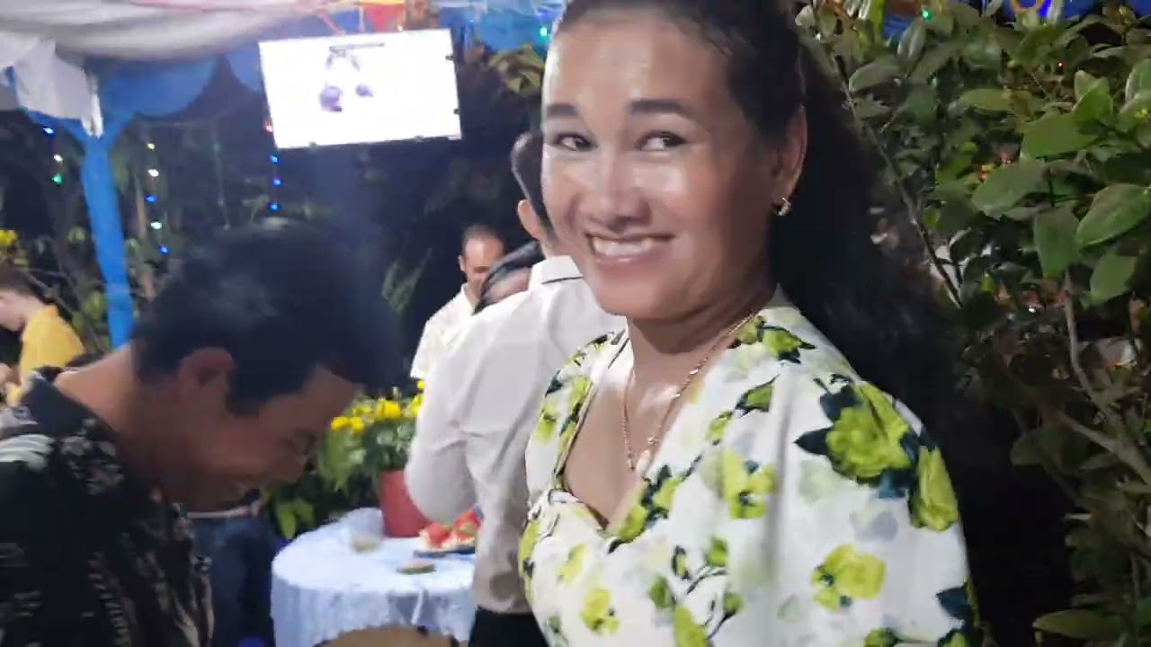 Đám cưới miền tây là hết xẩy 