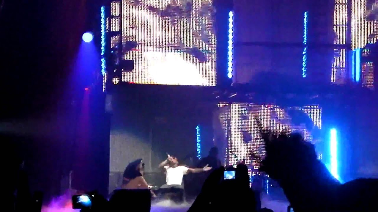 Lil Wayne - Live - I'm Single - HD - YouTube