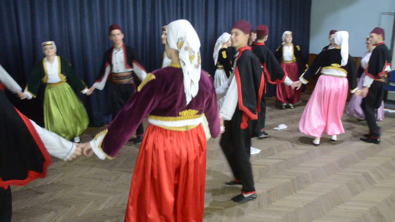 Kud Krivaja Cazin sa nastupom u Cazinu.