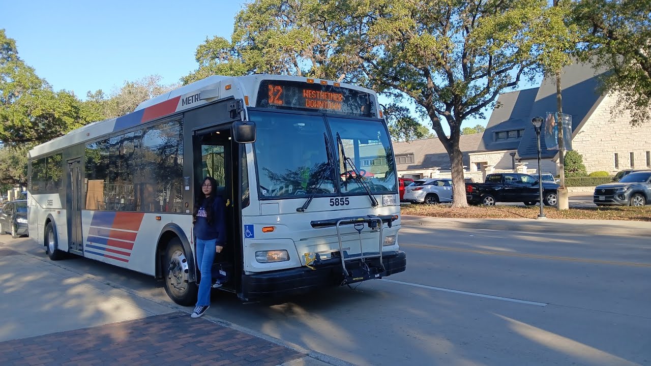 2011 orion vii new gen  hybrid 5855 metro houston (yesterday)