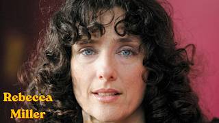 Rebecca Miller, En Culotte Transparente, En Montre Plus Quelle Ne Le Souhaitait.