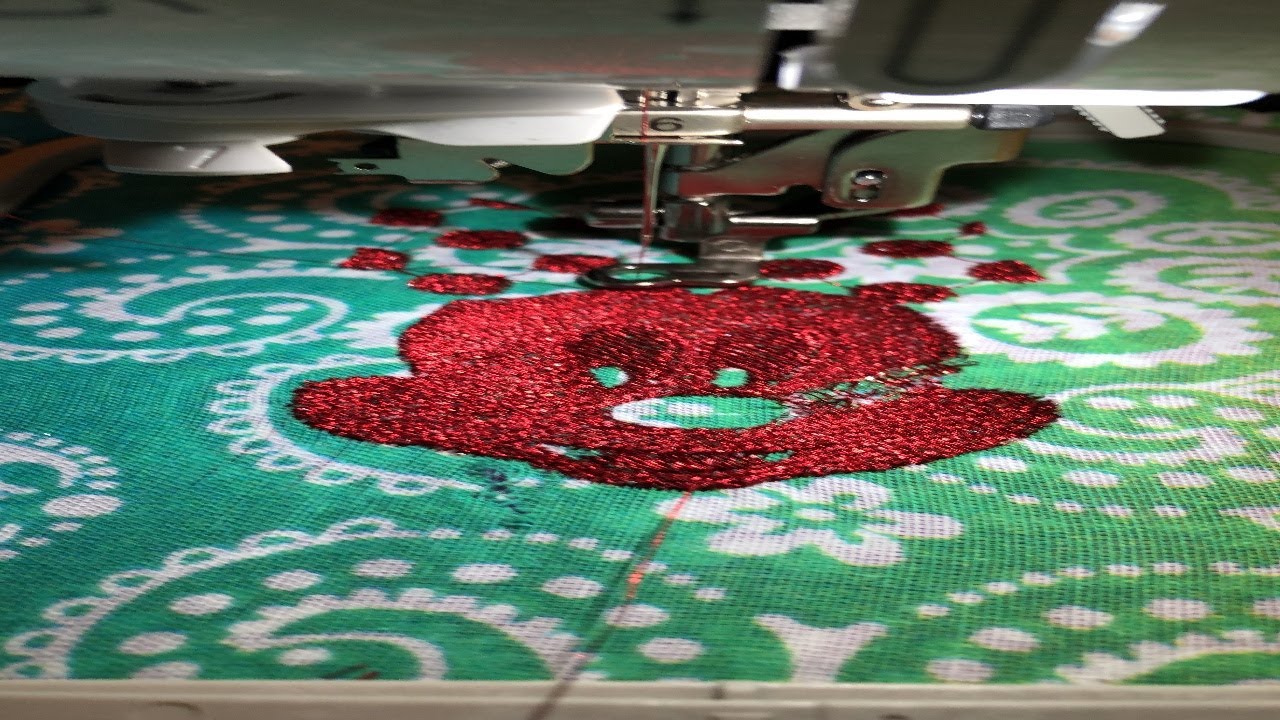 Brother PE550D Embroidery Machine, 125 Builtin Designs Including 45