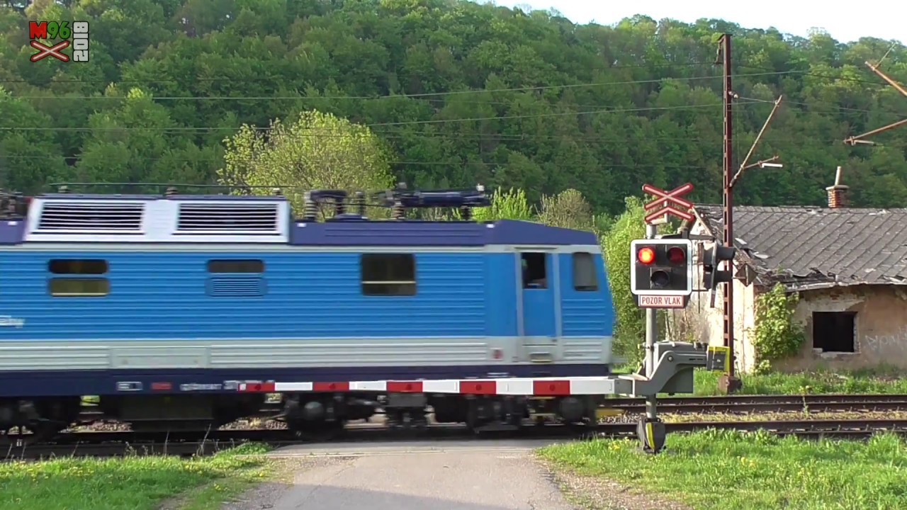 Železniční přejezd Brandýs nad Orlicí #2 [P4888] - 28.4.2018 / Czech railroad crossing