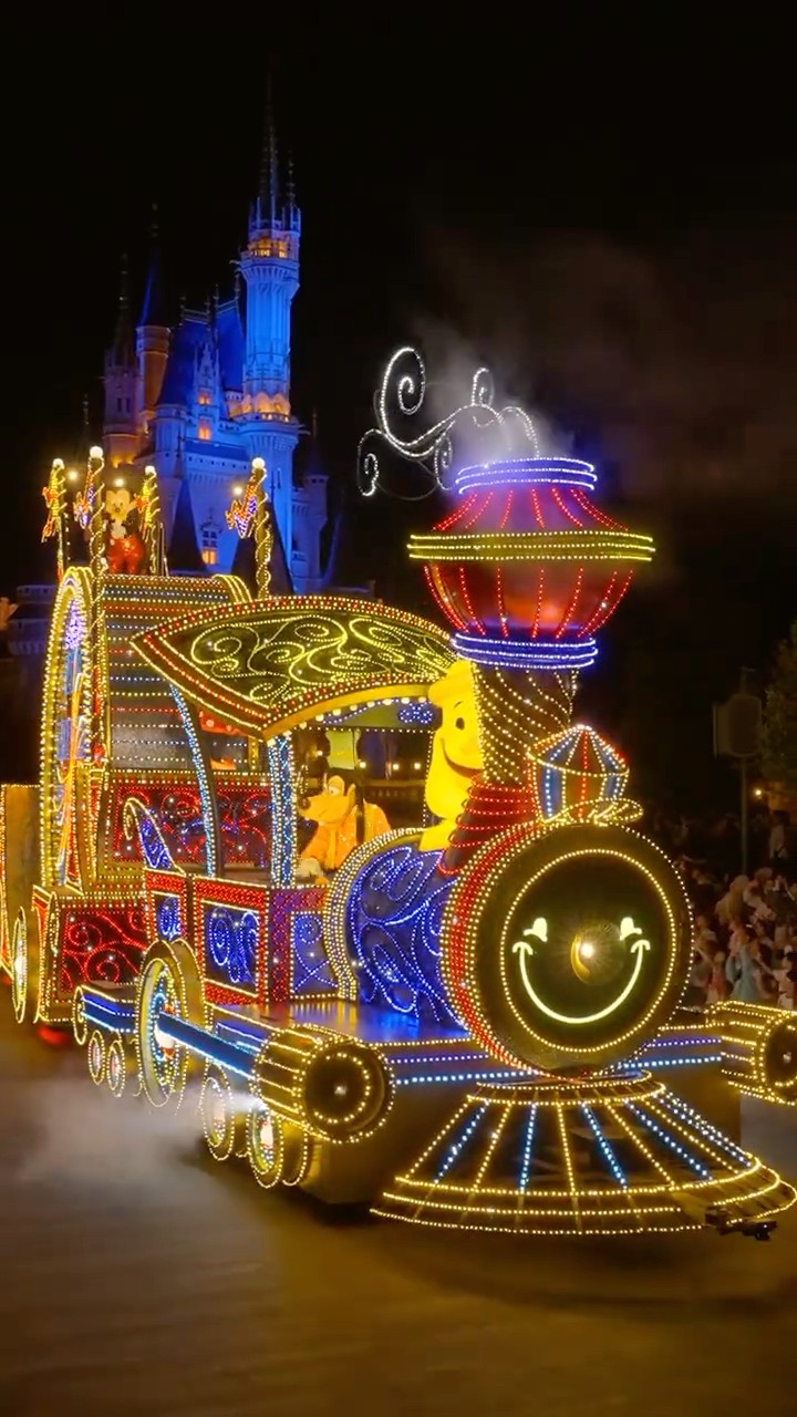 エレクトリカル パレード 公式】「東京ディズニーランド・エレクトリカルパレード・ドリーム