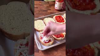 QUICK TEXAS TOAST PIZZA #pizza #shorts #easyrecipe QUICK TEXAS TOAST PIZZA #pizza #shorts #easyrecipe
