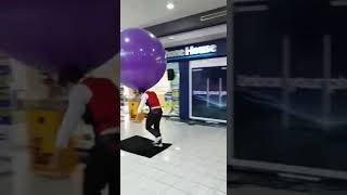 BALLOON MAGIC SHOW