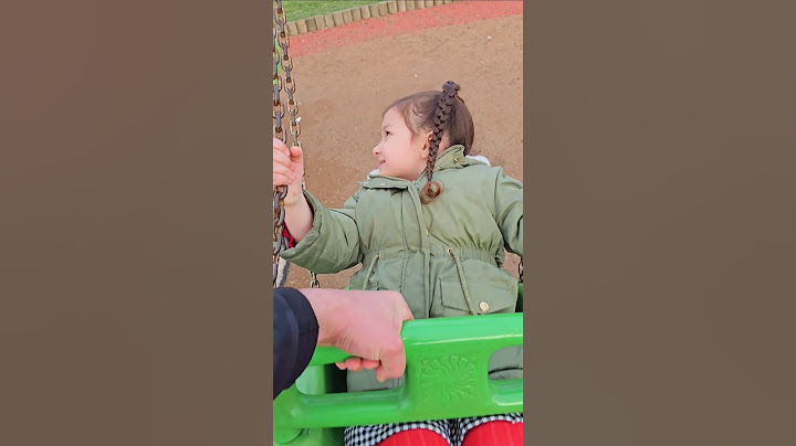 مع مين بتلعبوا اكتر بابا👨 او ماما🧕 نحنا مع بابا 🤭 #hasanandnour #shorts #judyandkaya