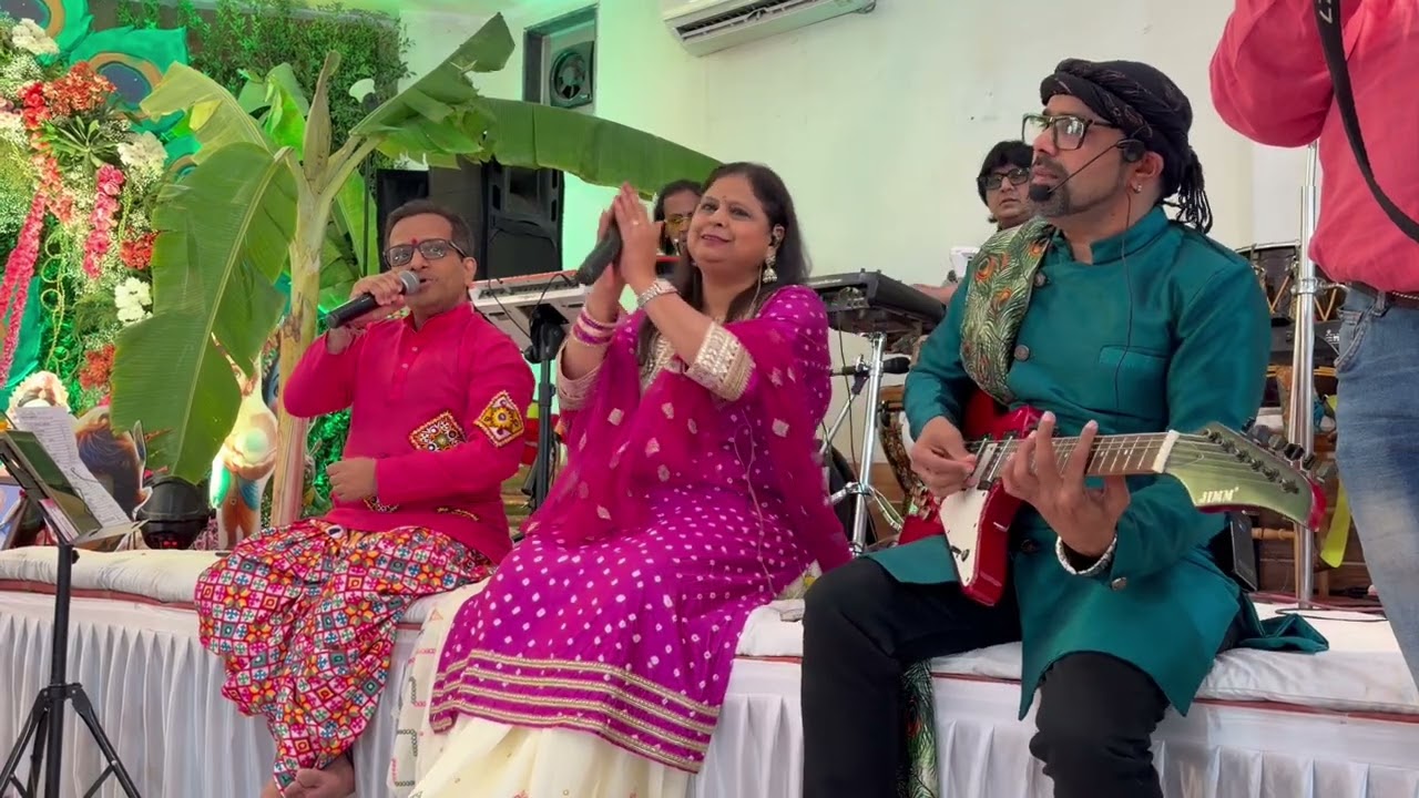 Shree Krishna govind singer Chandresh Kalyani with Sangeeta Ved 