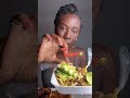 Probando una costra en México por primera vez #comidamexicana #juleseats #mukbang #costradequeso