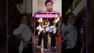 Dono Hath Bom Pe Baithal Kera Ke Tham Pa