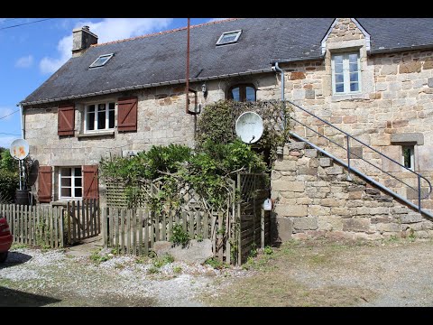 Charming French stone cottage with courtyard - €49,500