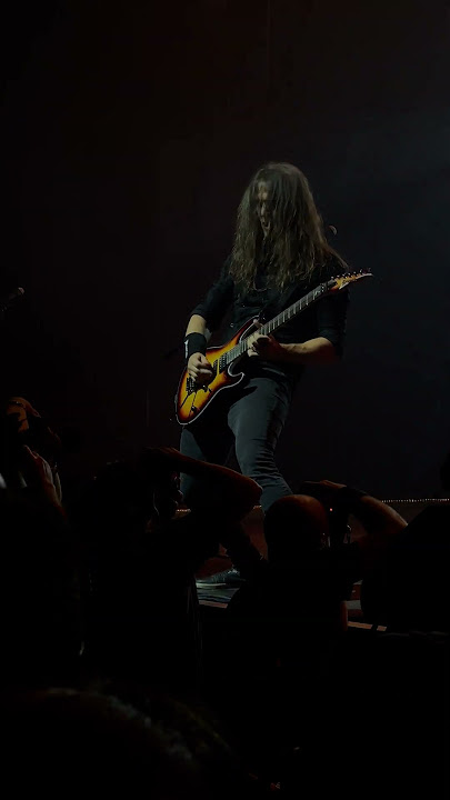 Megadeth - Dread And The Fugitive Mind (full solo). Live in Paris, Olympia