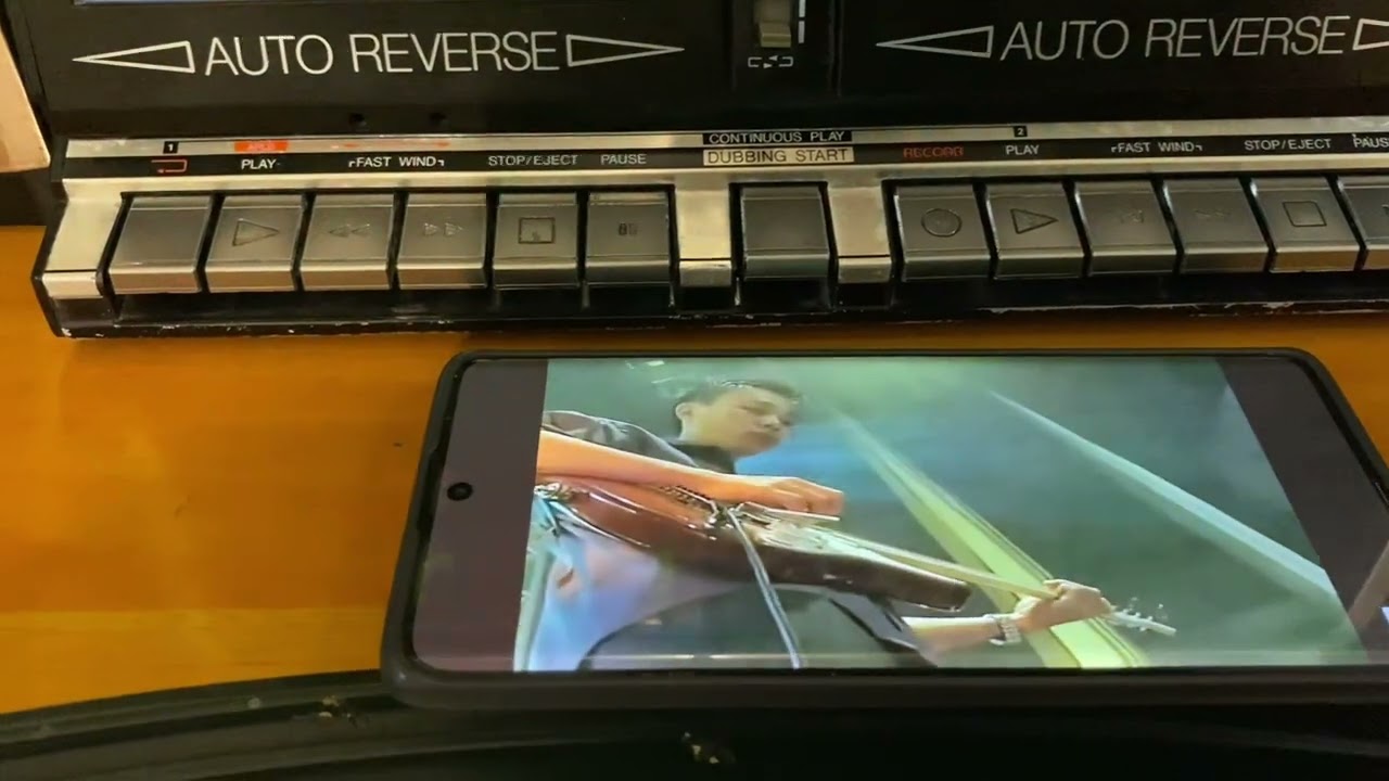 (170126)Thứ 7 bác nào chốt e đài sharp 939 này sẽ có rất nhiều quà ạ!Giá:8tr8.Đt:0943816734.