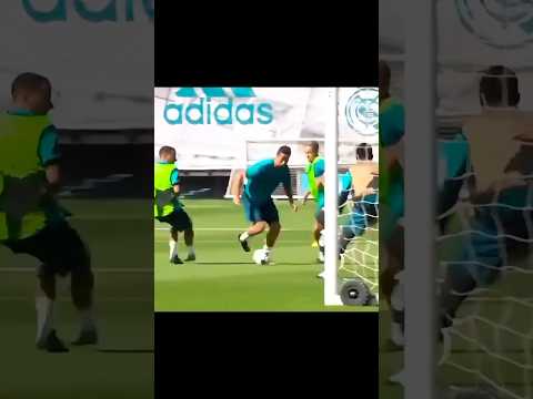 CRISTIANO RONALDO NO TREINO! #cristianoronaldo #cr7 #futebol