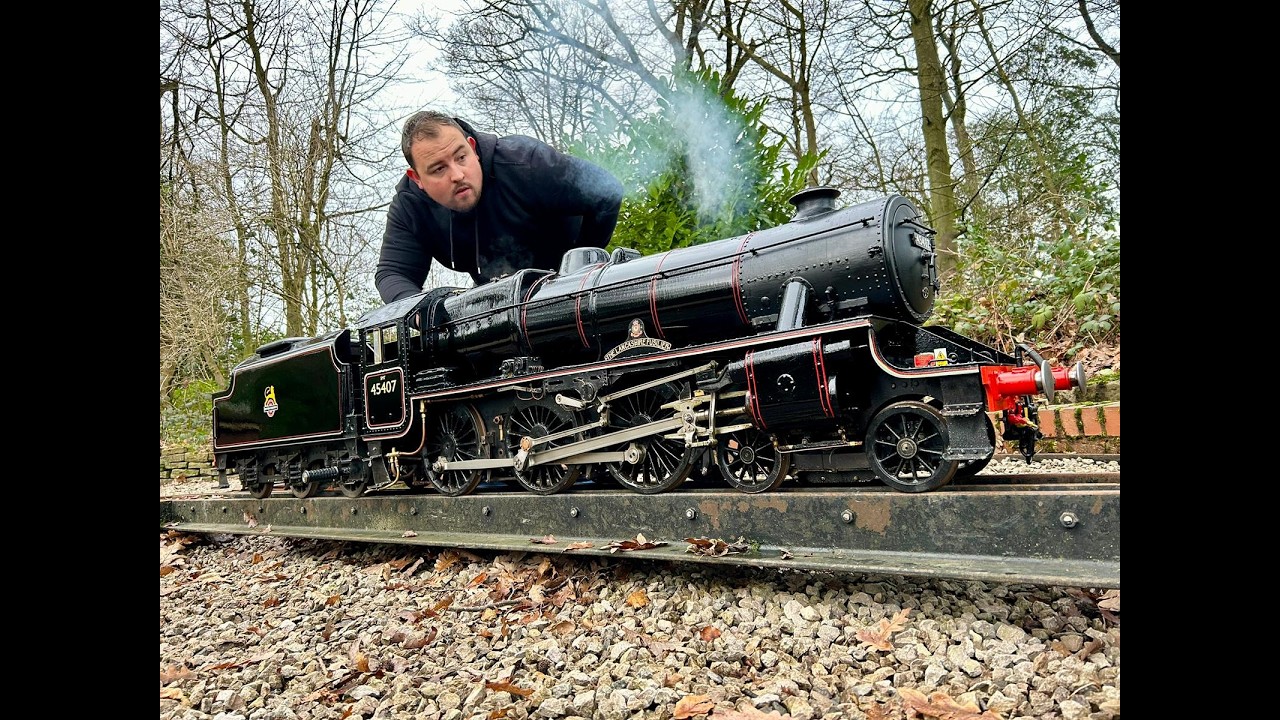 7 1/4 Black 5 - 45407 The Lancashire Fusilier Intro Video