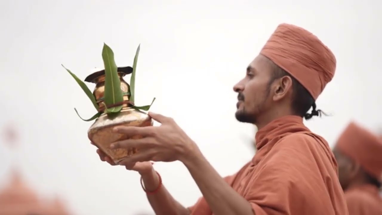 Sound as Armor—Reading Rigveda 1.51.7–12 with Care and Courage