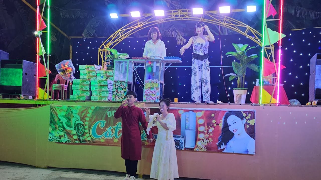 LẦN ĐẦU HỒNG LOAN KÊU LÔ TÔ CƯỜI XĨU