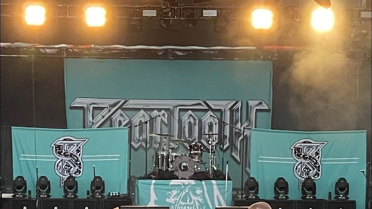 Beartooth | Riptide *LIVE DEBUT* || Pier Six Pavilion, Baltimore, MD 7 ...