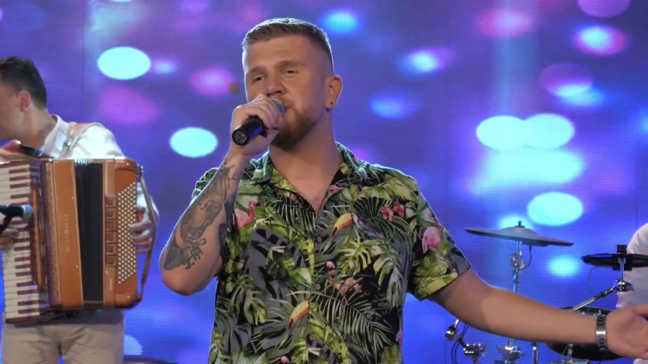 Ognen Zdravkovski i Grupa Molika - Med i slatko grozdze (Art Studio Production Live TV Show)