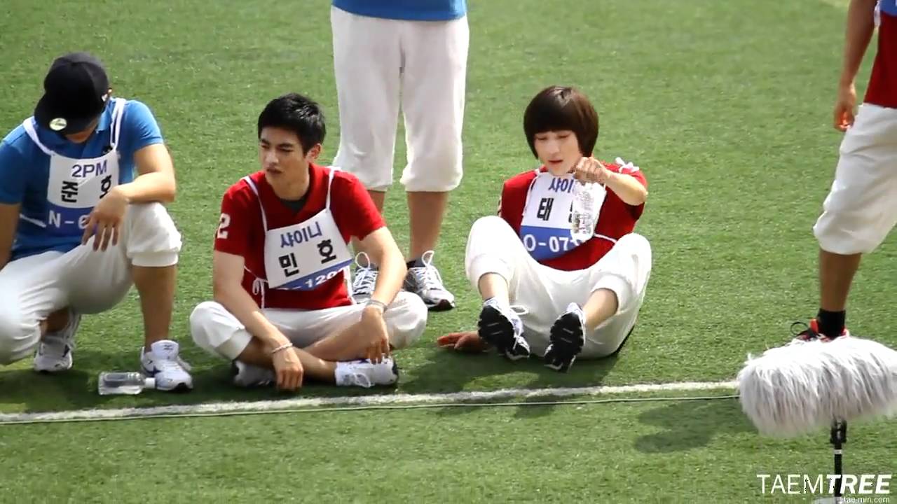 100914  Taemin with Leeteuk, Eunhyuk & 2pm Chansung @ Idol Sports Competition [Taemin fancam #5] HD