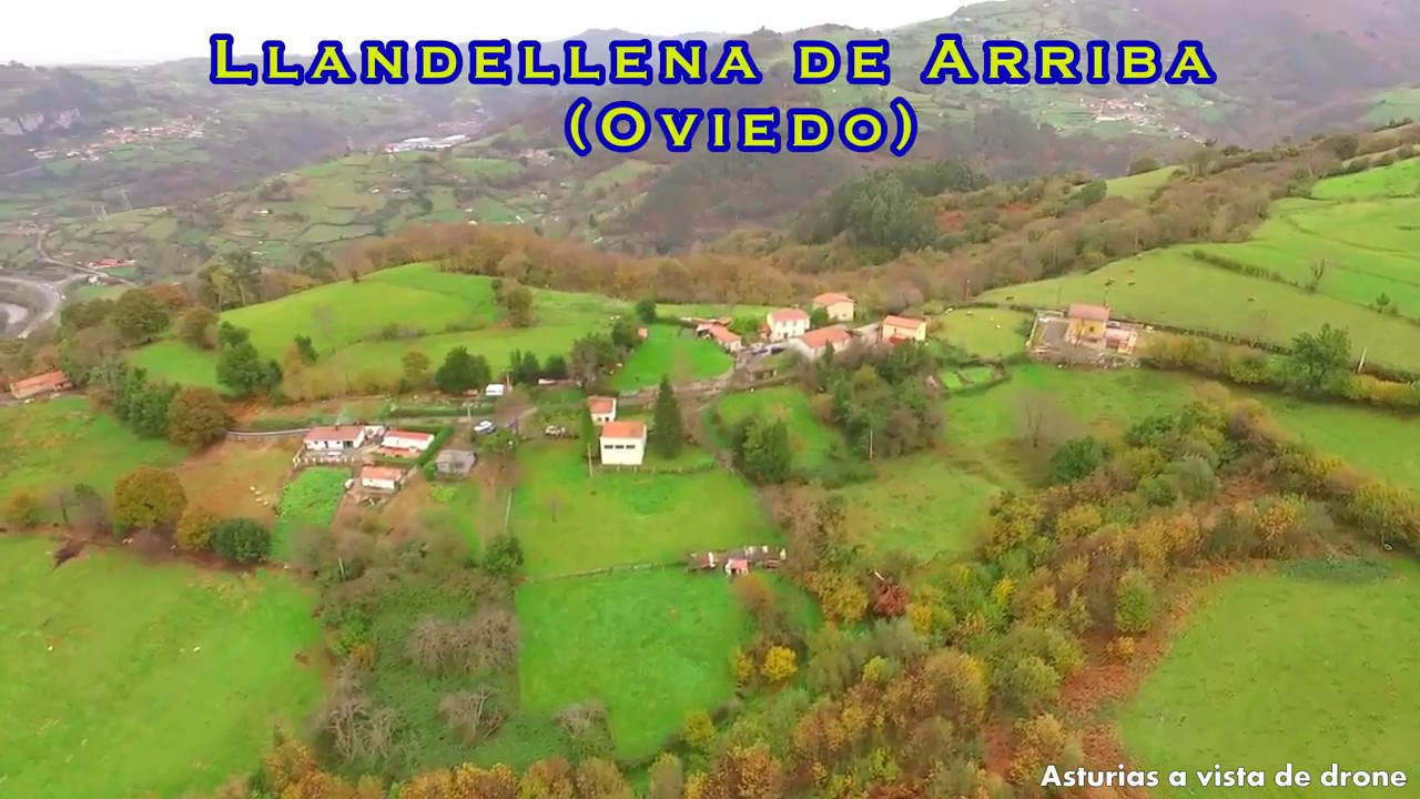 Llandellena de Arriba ( Oviedo - Asturias ) a vista de drone