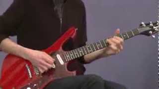 Download Lagu Gitaarlessen met Paul Gilbert: Snelle rocktripletten MP3
