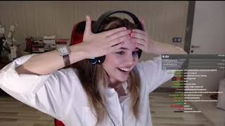 Anna Deniz - O Ses Twitch - Tombul Tombul Memeler