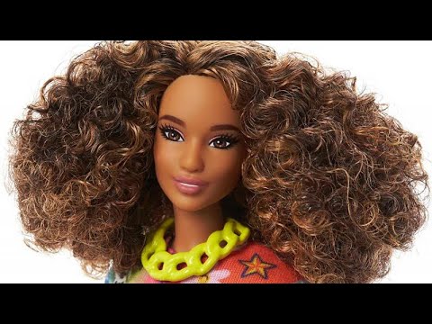 Unboxing Barbie Fashionista 201 - YouTube