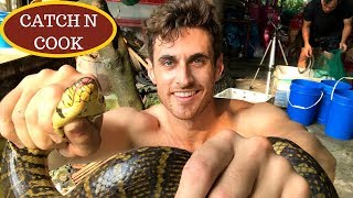 CAN'T BELIEVE WE CAUGHT ALL OF THIS!!!? Catch and Cook SNAKES AND SUCKERFISH!!