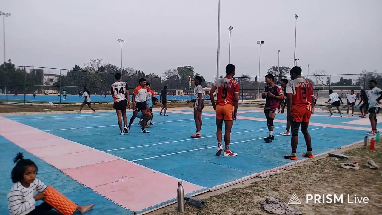 Mau Stadium morning workout