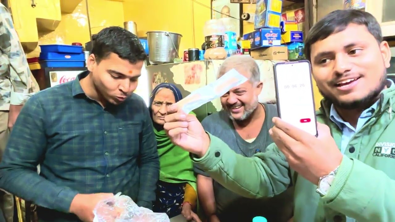 Popular Vijay Patties Shop Par Parle-G Eating Challenge | Full Video | patties | Agra | India 