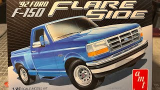 Full build and review of the new issue 1992 Ford F150 Flareside by AMT