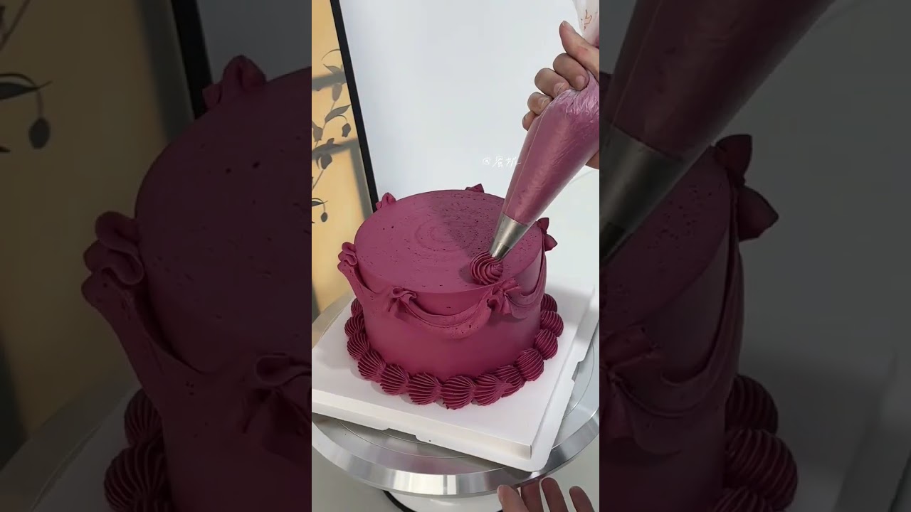 #inscakeins simple style cake #cake customization #shaped cake #cake popular #cake making