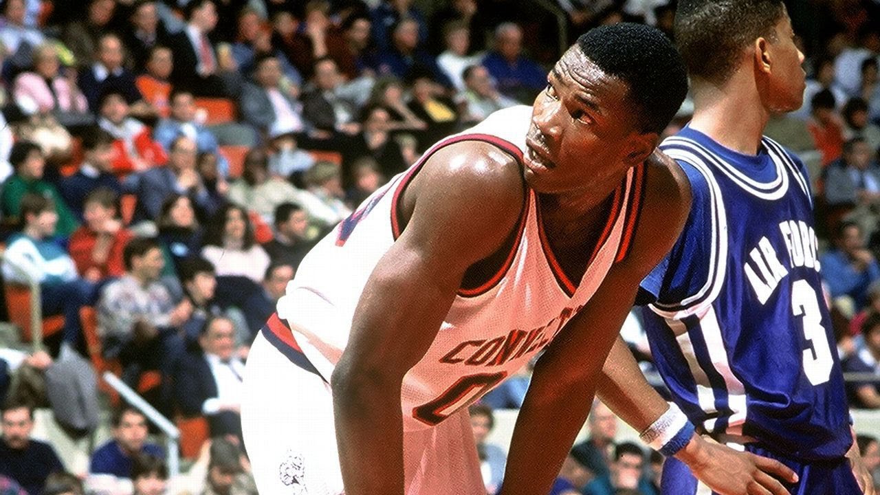 UConn Highlights: Cliff Robinson - Junior & Senior Seasons (1987-1989)