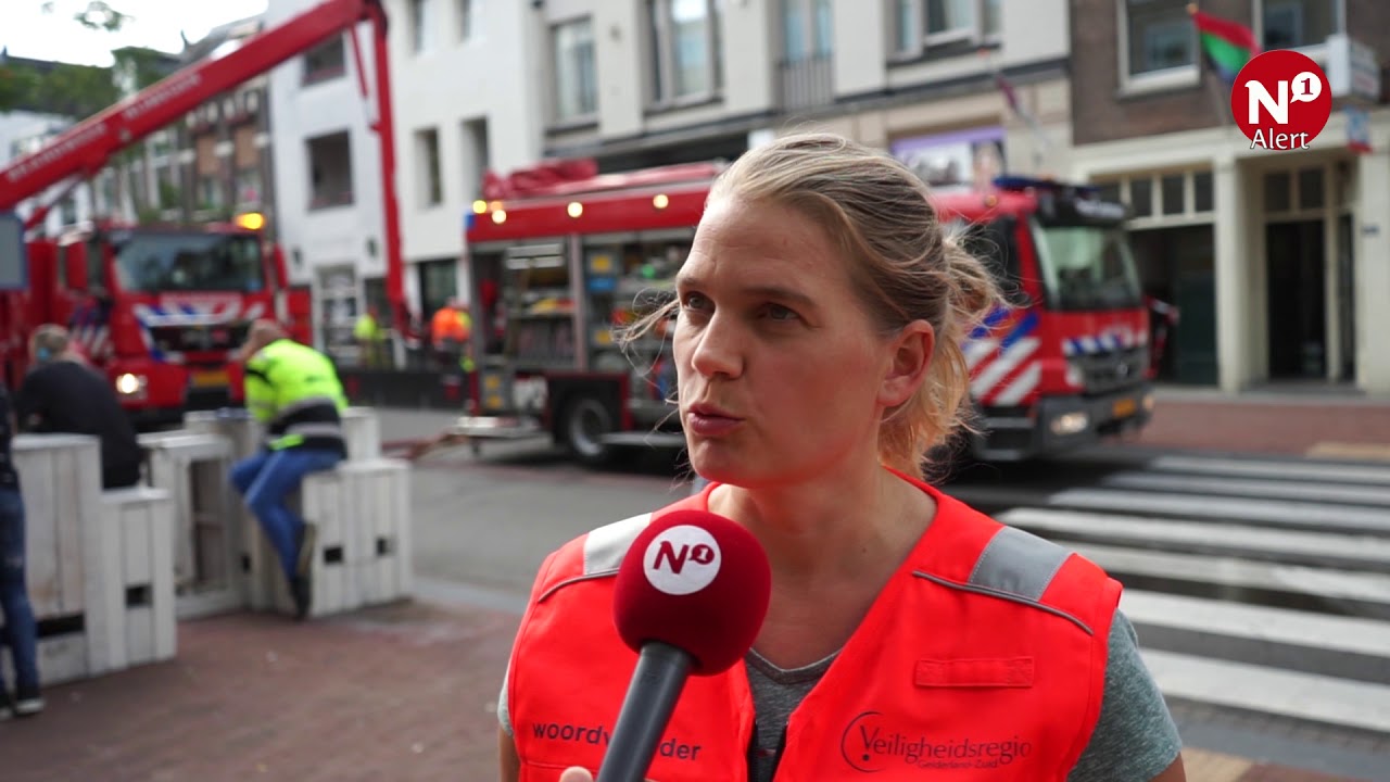 Zeker 13 studentenkamers onbewoonbaar door brand Bloemerstraat Nijmegen