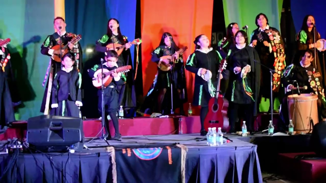 Carnavalito del ciempiés - Estudiantina Bicentenario de Talagante