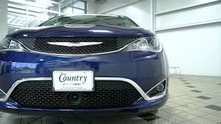 25035A 2019 Chrysler Pacifica   Blue