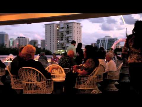 Video: 10 Reasons To Celebrate A Wedding On A Boat