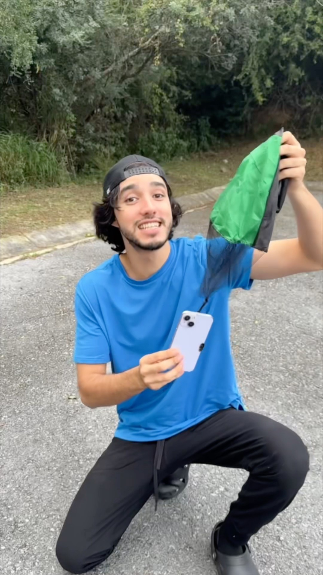 PUEDE UN PARACAIDAS SALVAR TU CELULAR??FUNCIONO