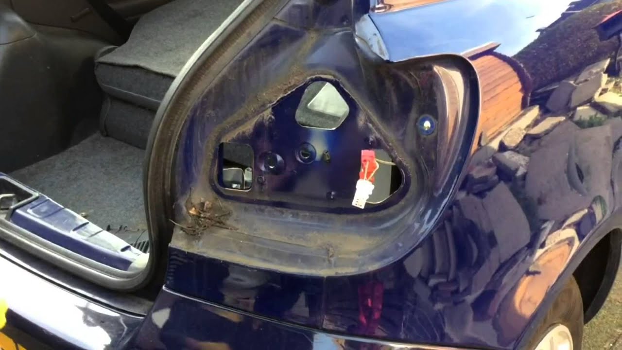 Toyota Yaris / Vitz Backlight cleaning after making water YouTube