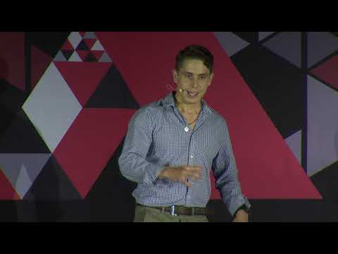 Mirando al suelo | Guillermo Daniel Almeida Falomir | TEDxUniversidadPanamericanaGuadalajara