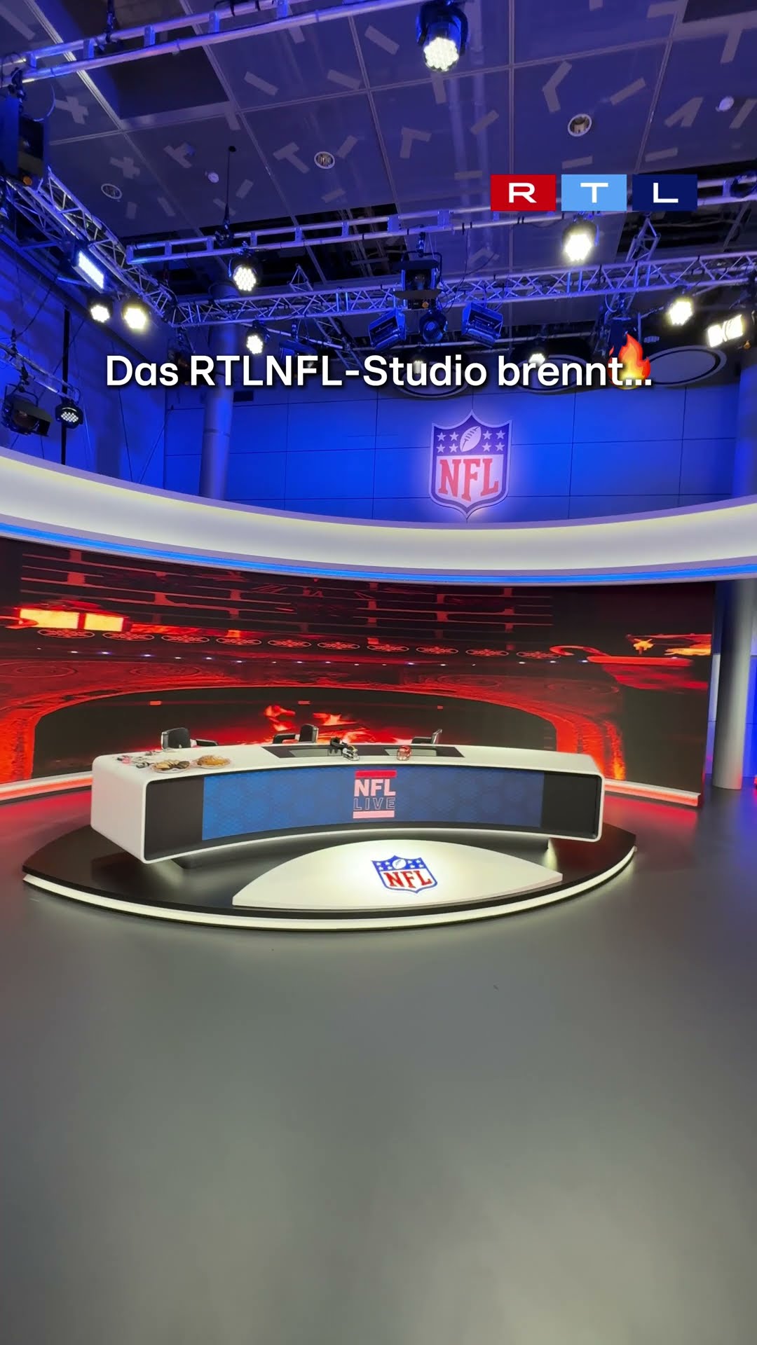 Ehy RTL dein Studio brennt ??Die NFL jetzt Live bei RTL und auf RTL+#rtlnfl #monatanablack
