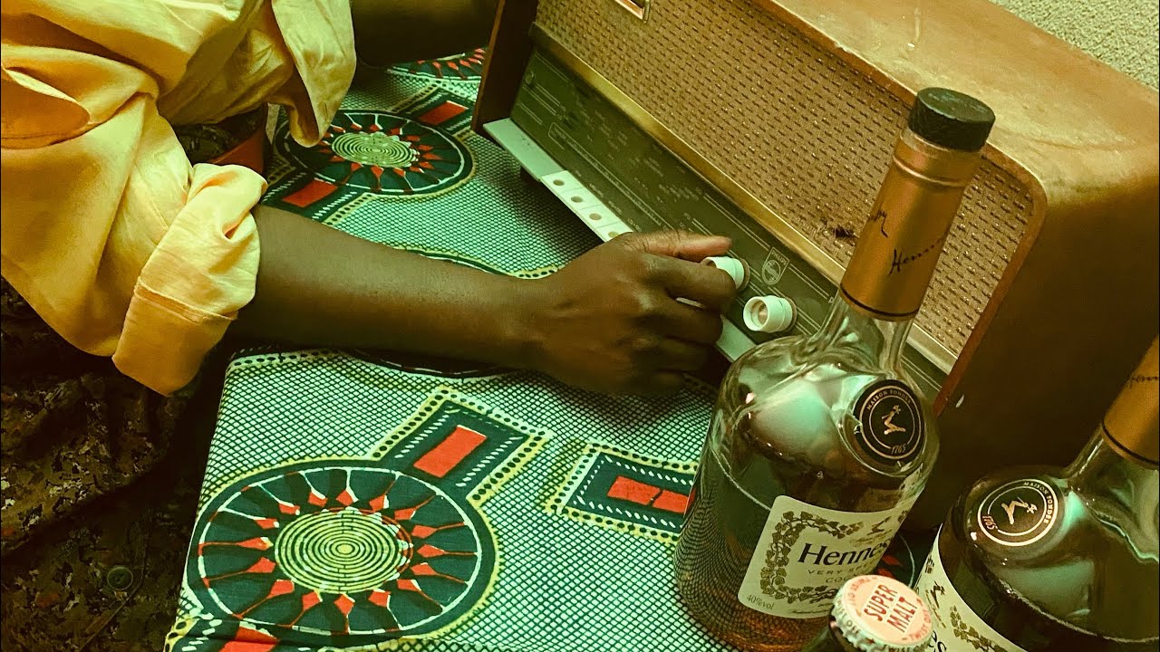 Guarda Nyarko - Cognac (prod. by Barobeatz) su YouTube Guarda Nyarko - Cognac (prod. by Barobeatz) su YouTube