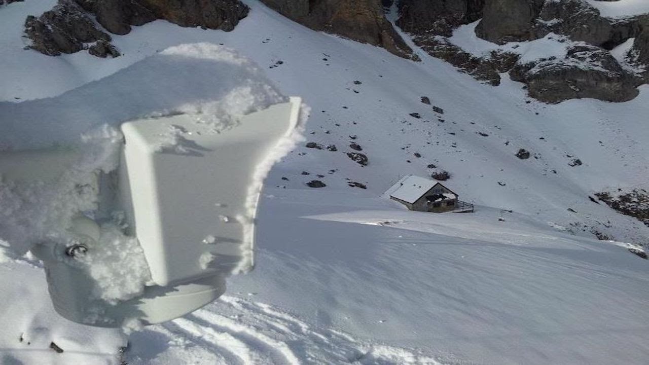 🔴IN LIVE  Webcam Picos de Europa Refugio Collado Jermoso by WOLKAM STREAM COMPANY