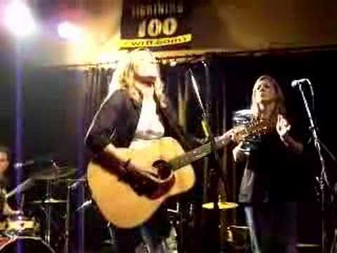 Obejrzyj Michelle Malone - Rooster 44/Travelin' & Unravelin' w YouTube Obejrzyj Michelle Malone - Rooster 44/Travelin' & Unravelin' w YouTube