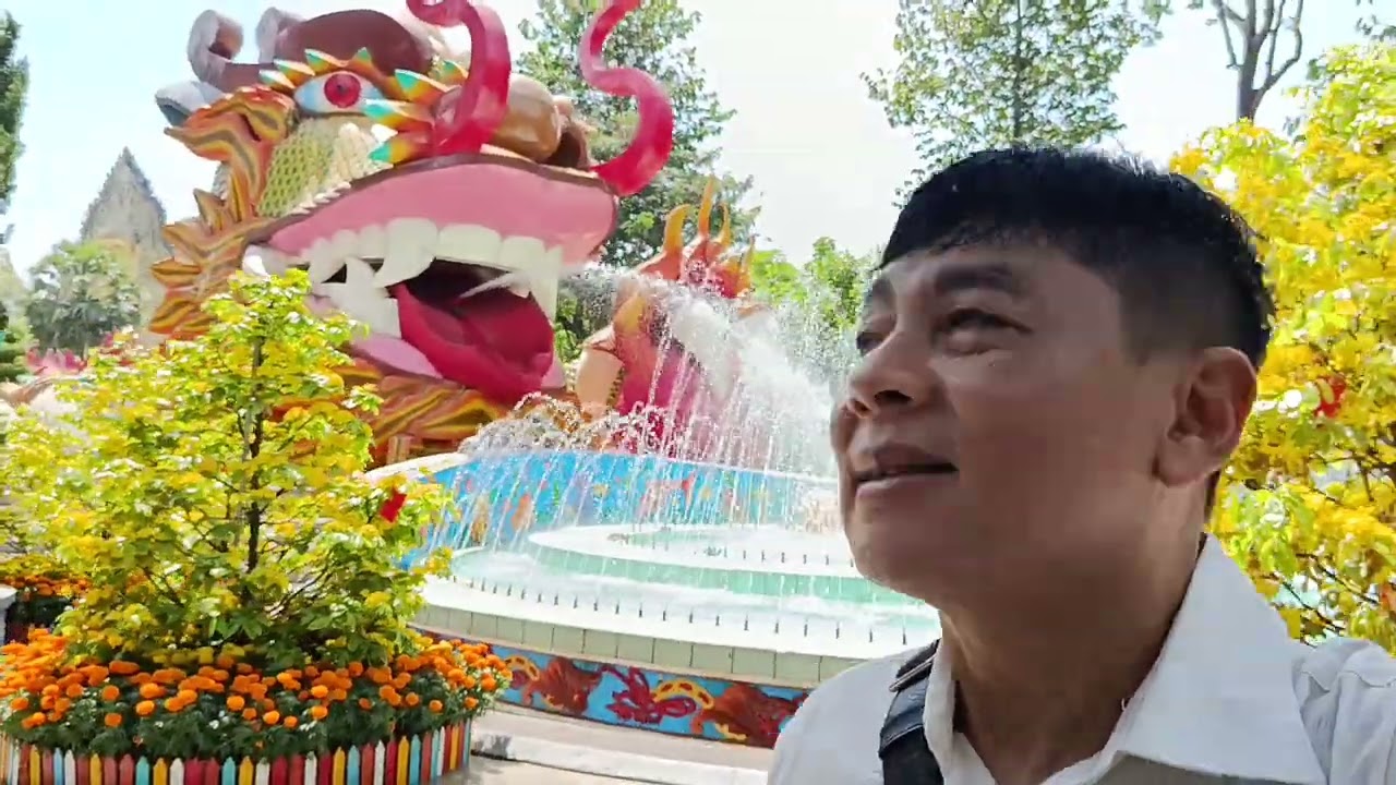 Suối Tiên  Mung 3 Tết Vui Xuan