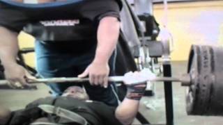 TOMMY HARRISON 925LBS BENCHPRESS TRAINING