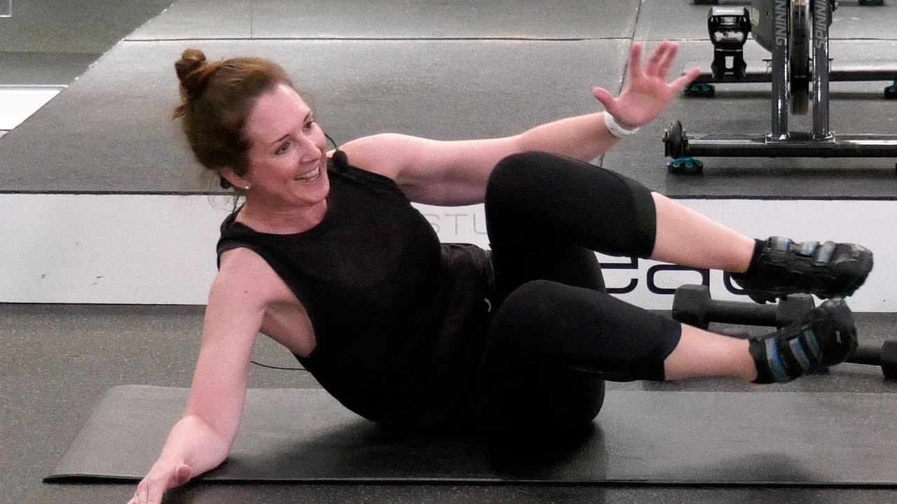 Mimi's 8-Minute Mini Abs Workout- Carve Up That Core!! - YouTube