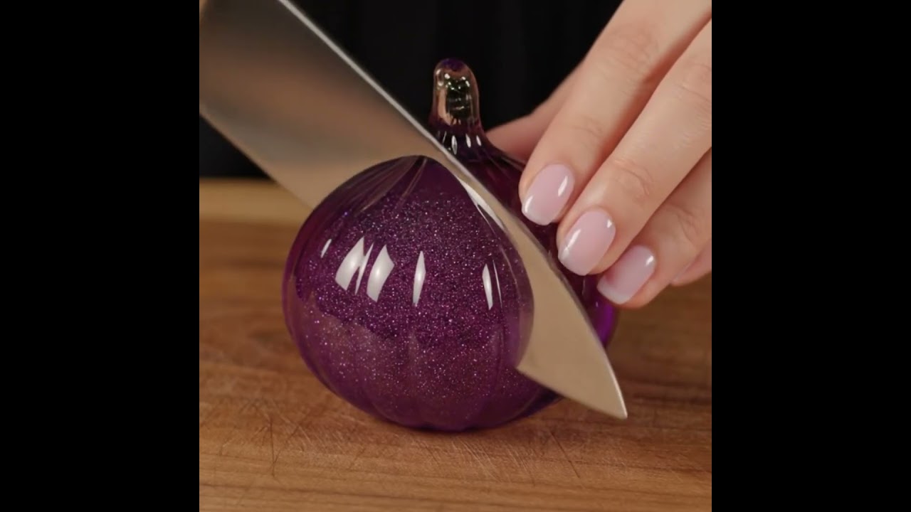 Puprle Onion Satisfying Cut  