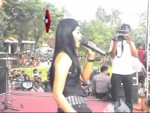 Monata menunggu